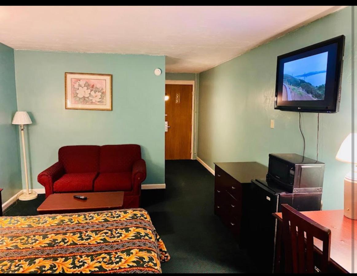 Economy Inn Of Greenville, Near Ecu Health Center Zewnętrze zdjęcie